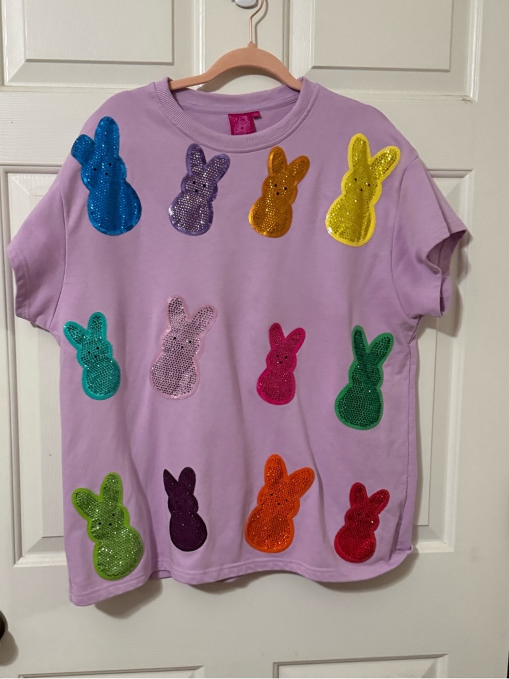 QUEEN OF SPARKLES Lavender Short Sleeve sweatshirt with Sequin Bunnies xl
